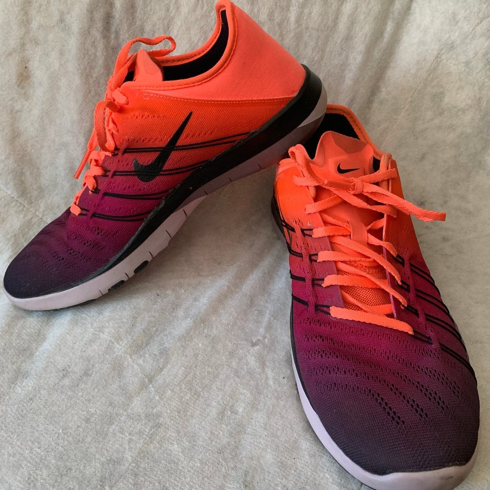 Nike Free TR 6